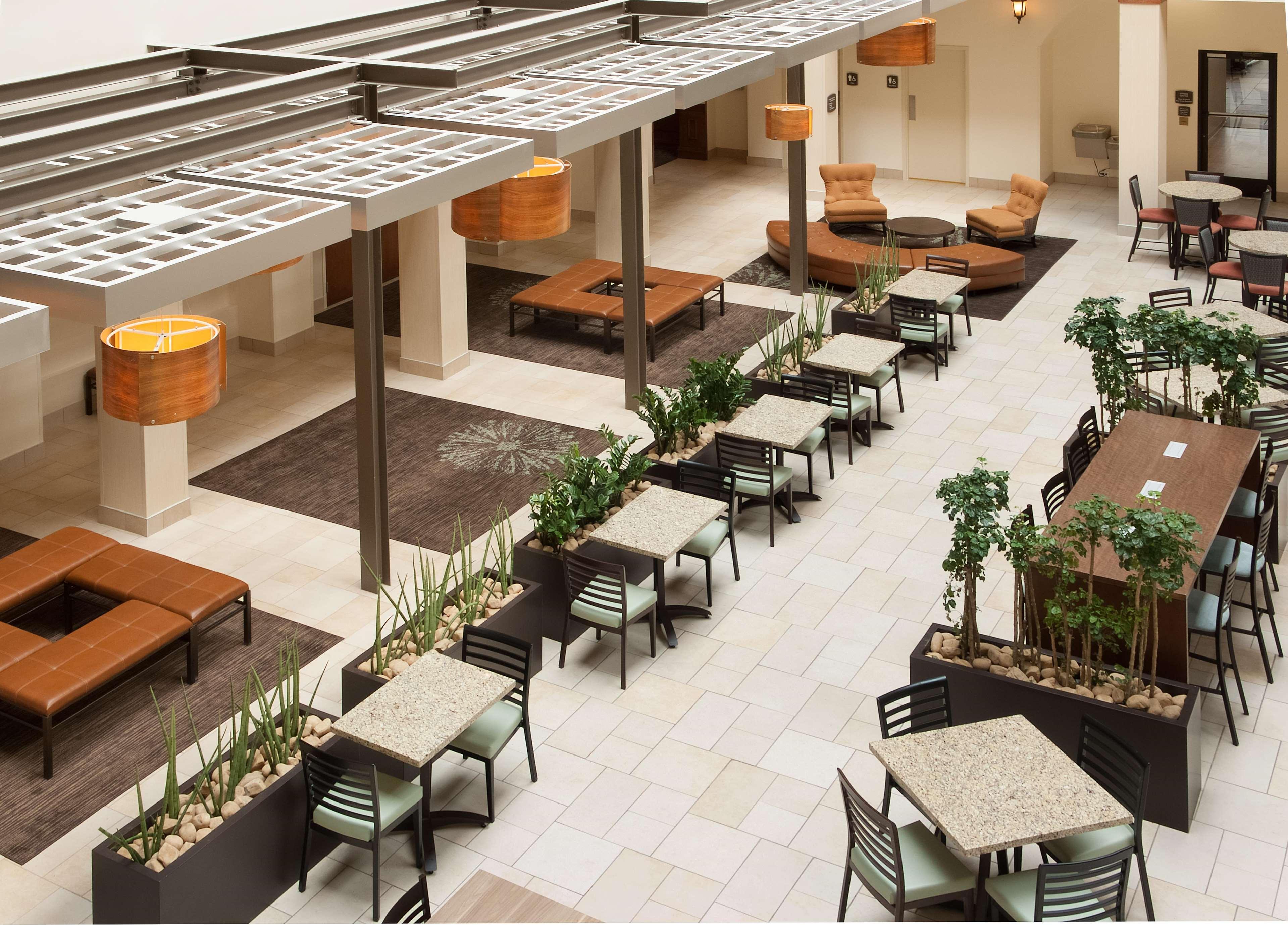 Embassy Suites By Hilton Nashville Airport Экстерьер фото