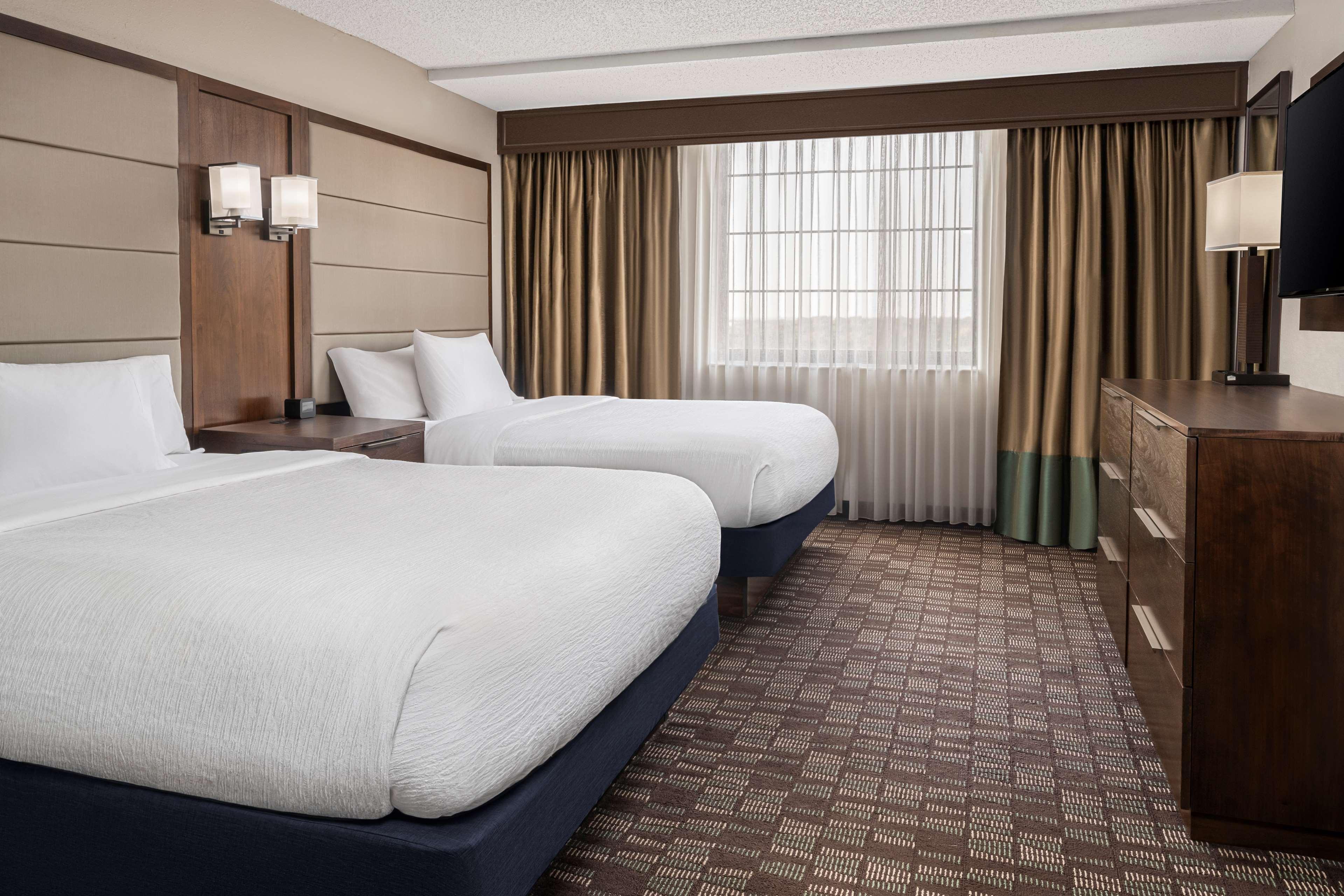 Embassy Suites By Hilton Nashville Airport Экстерьер фото