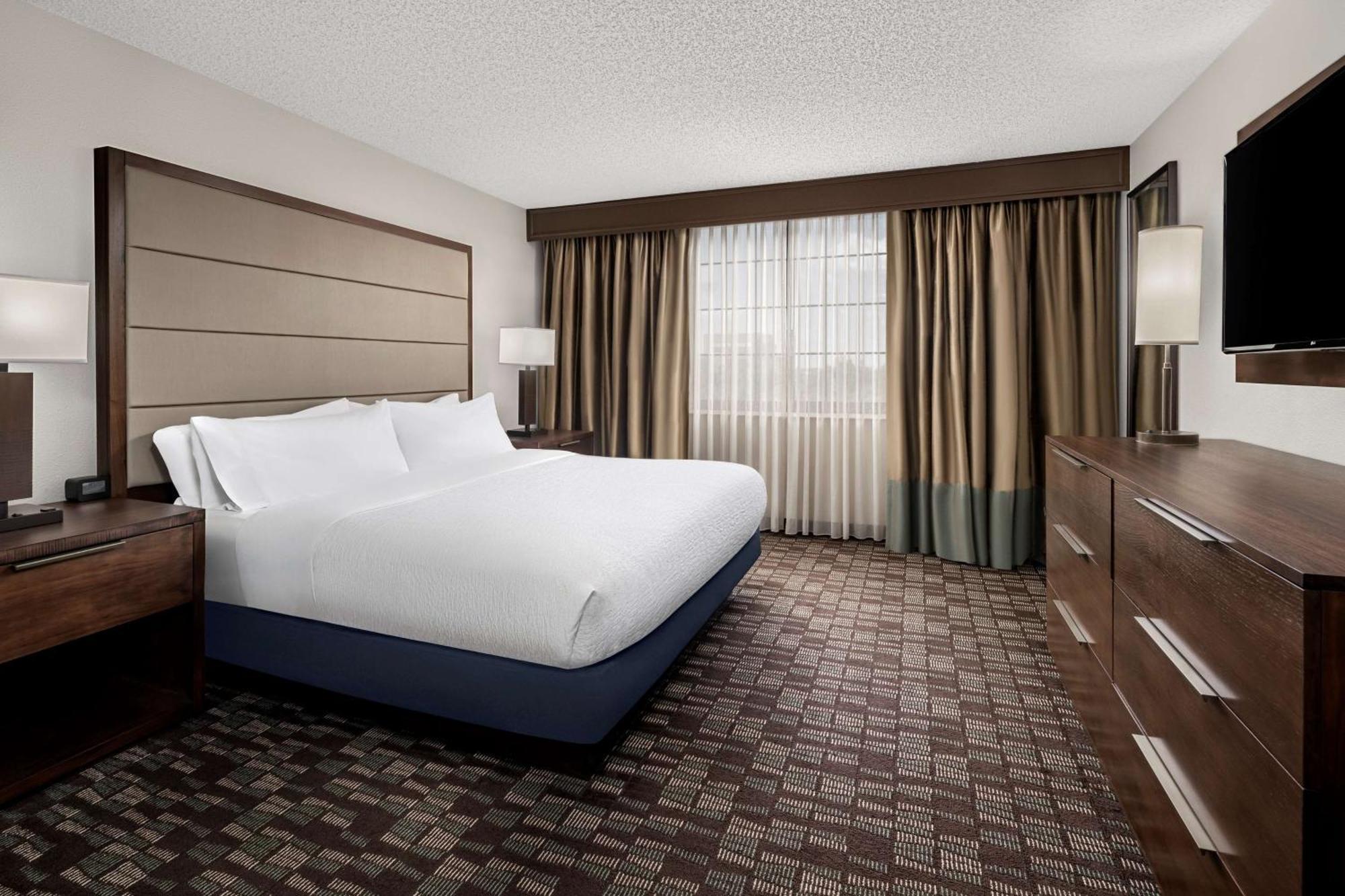 Embassy Suites By Hilton Nashville Airport Экстерьер фото