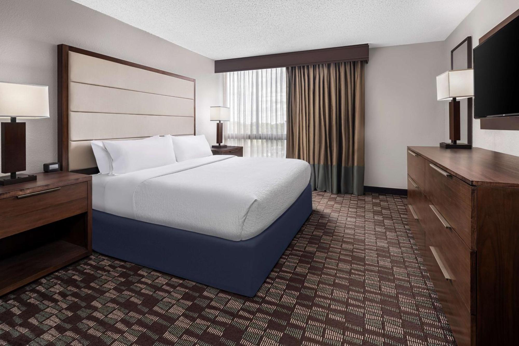 Embassy Suites By Hilton Nashville Airport Экстерьер фото