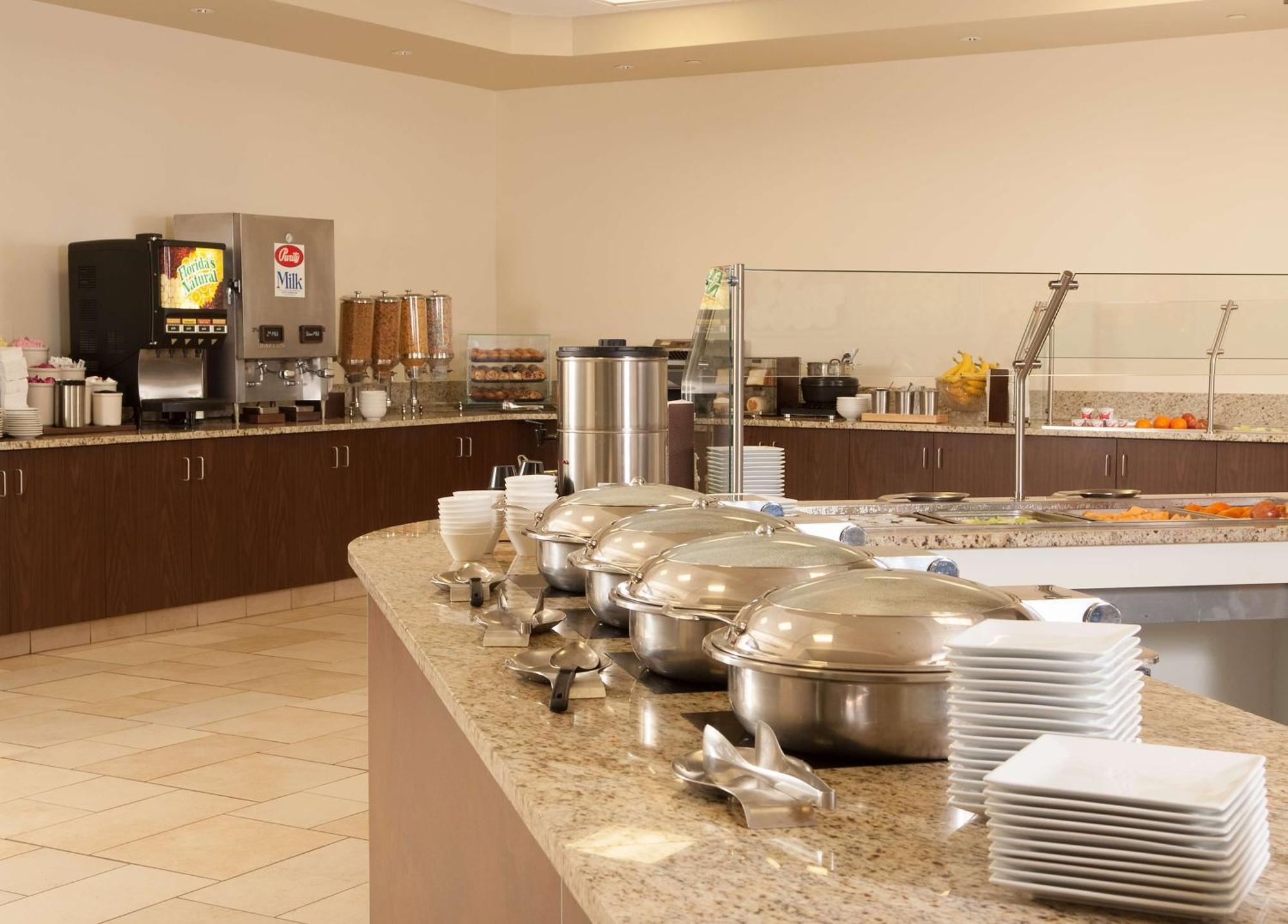 Embassy Suites By Hilton Nashville Airport Экстерьер фото